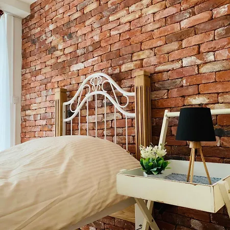 Rustic Ii Apartment *